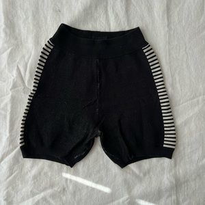 Nagnata shorts